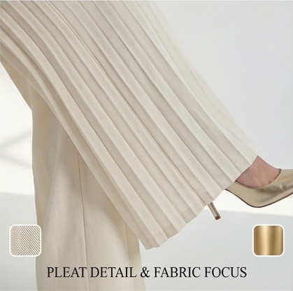 Women's Ivory Plunging V-Neck Pleated Wide-Leg Jumpsuit